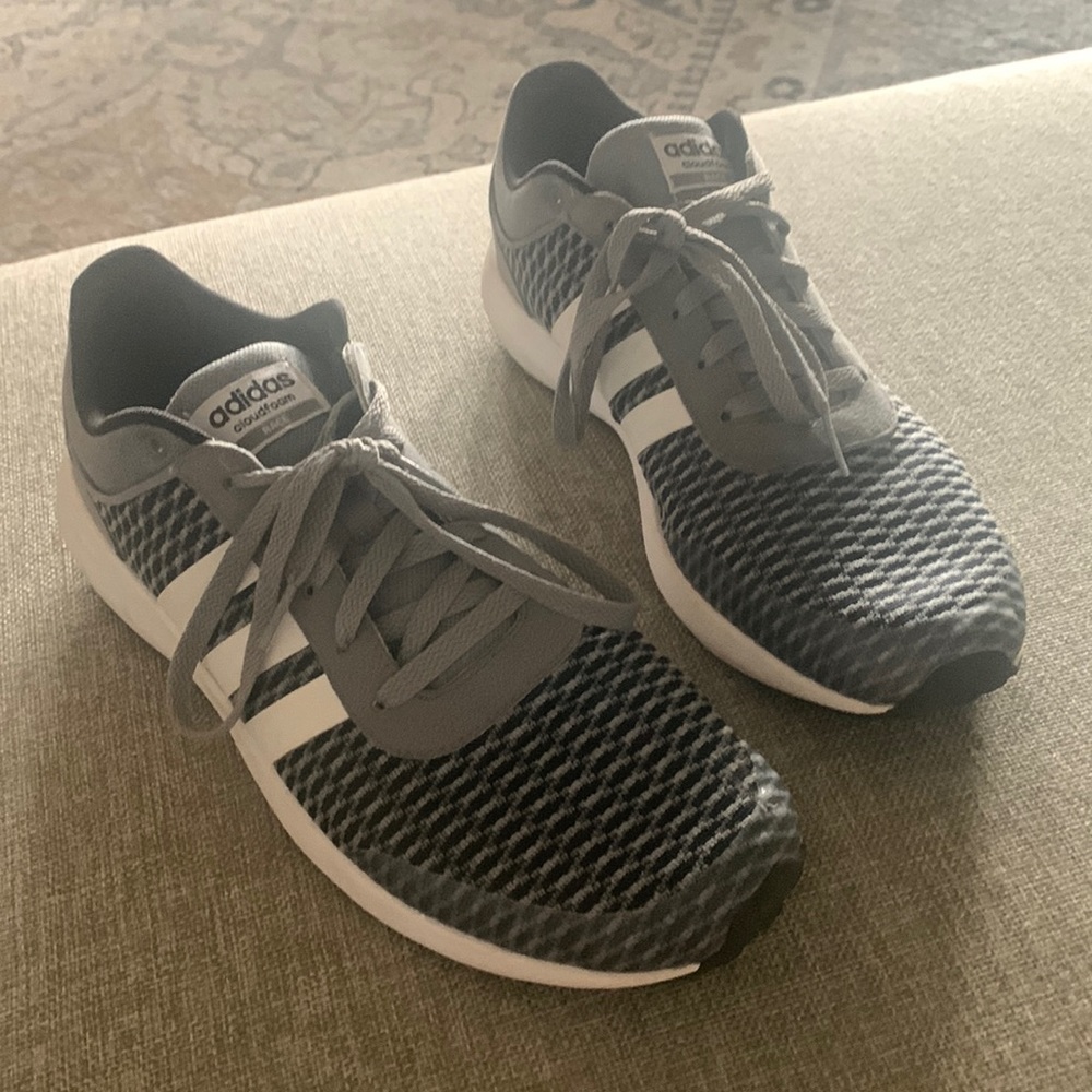 Adidas tennis shoes